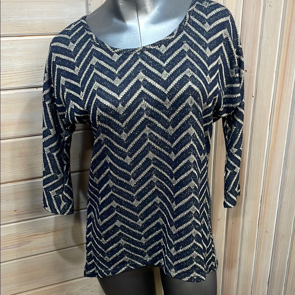 Maurices Black and Gray Boxy Blouse with 3/4 Sleeves